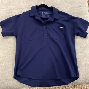 Figs navy top